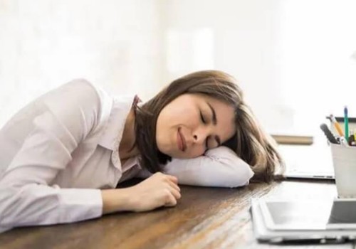 提前發(fā)現(xiàn)孕期胎兒畸形征兆，警惕下腹痛和流血的風(fēng)險(xiǎn)！